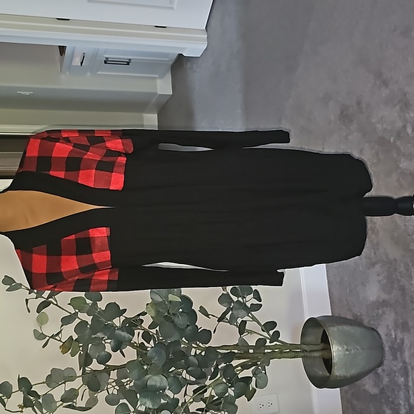 MAGIC FIT - Long black cardigan size medium - Picture 1 of 5